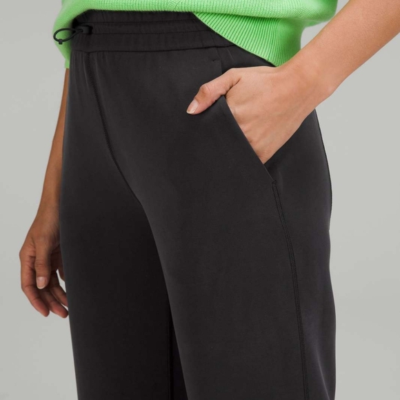 Lululemon Softstreme High Rise Straight Leg Crop Pants Black 8 - Picture 3 of 7